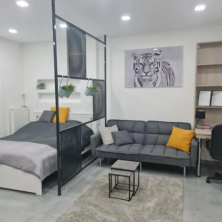 London Apartman Szegedin Exterior foto