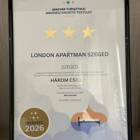London Apartman Szegedin Exterior foto